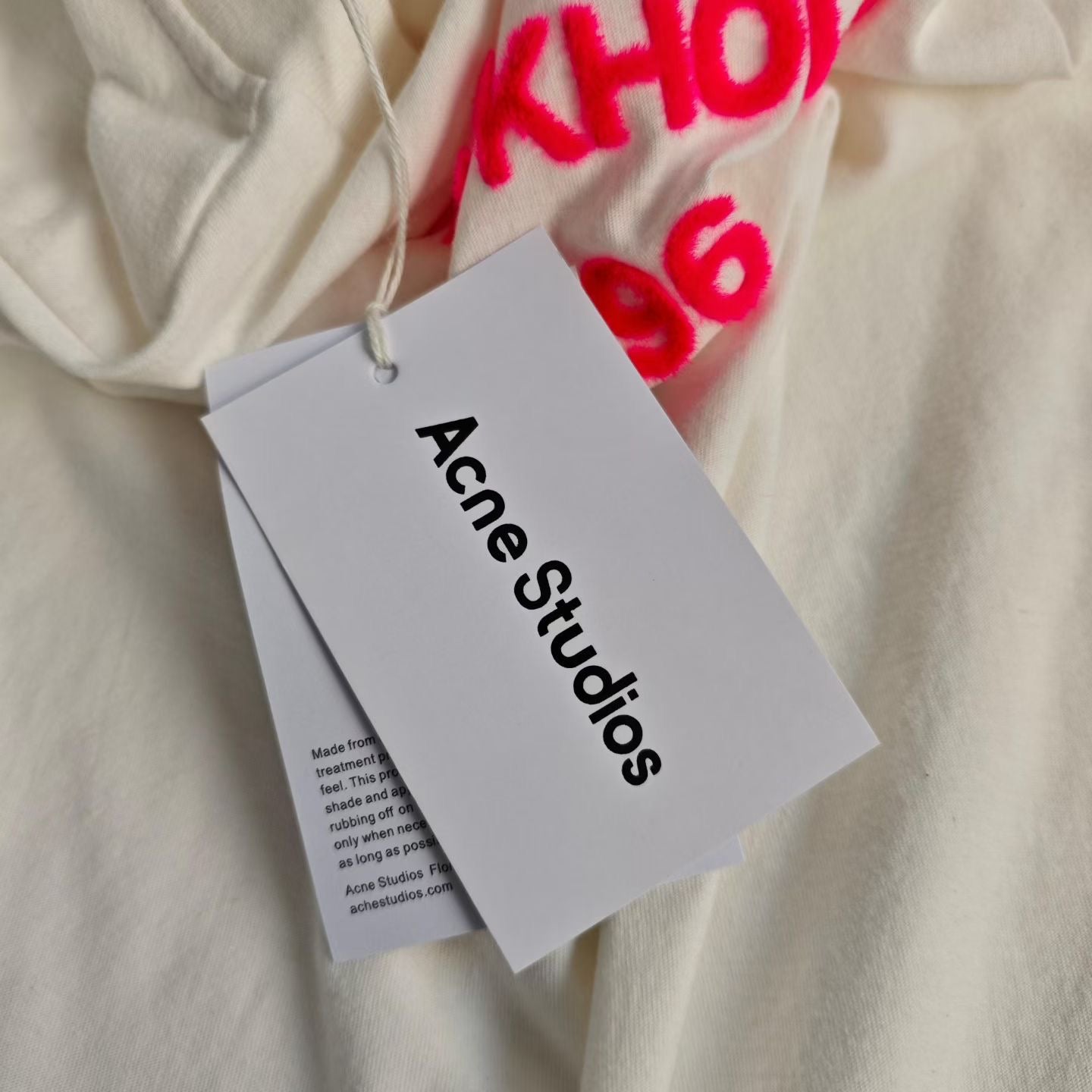 Acne studios 植絨logo tee