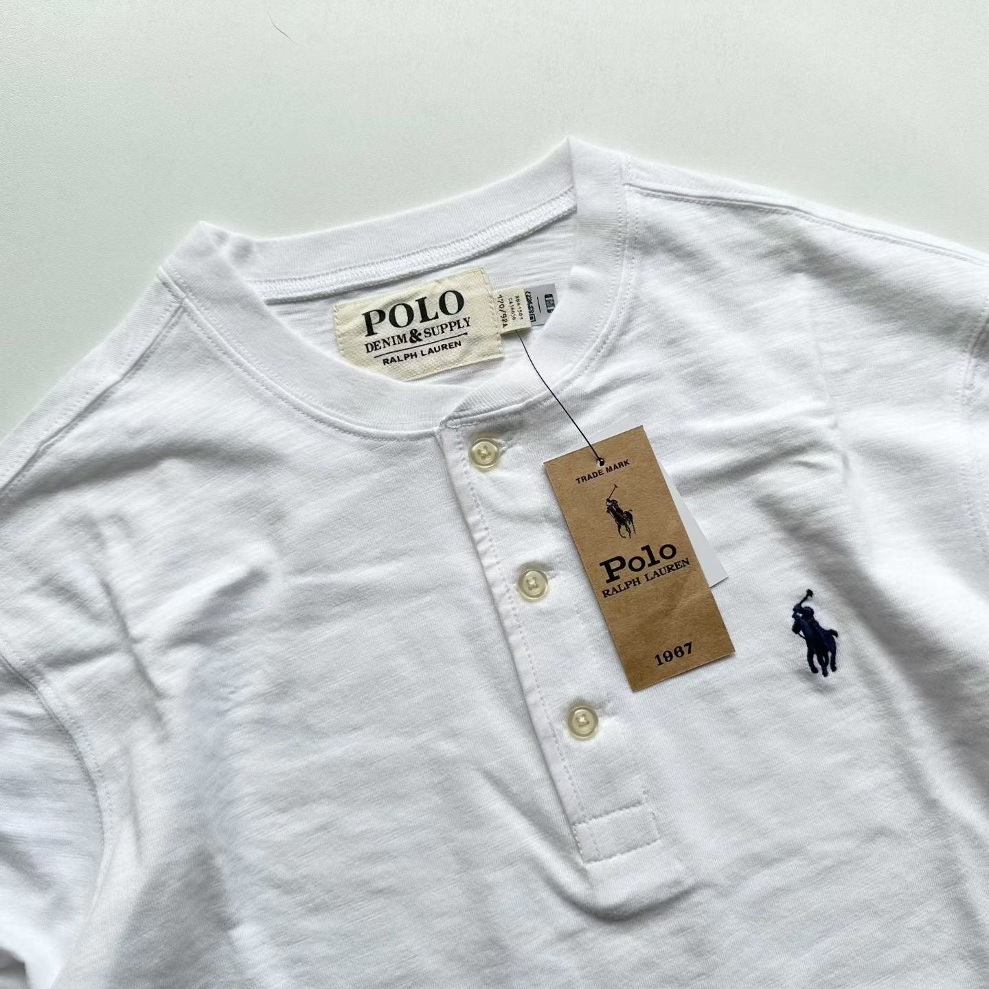 Polo圓領tee