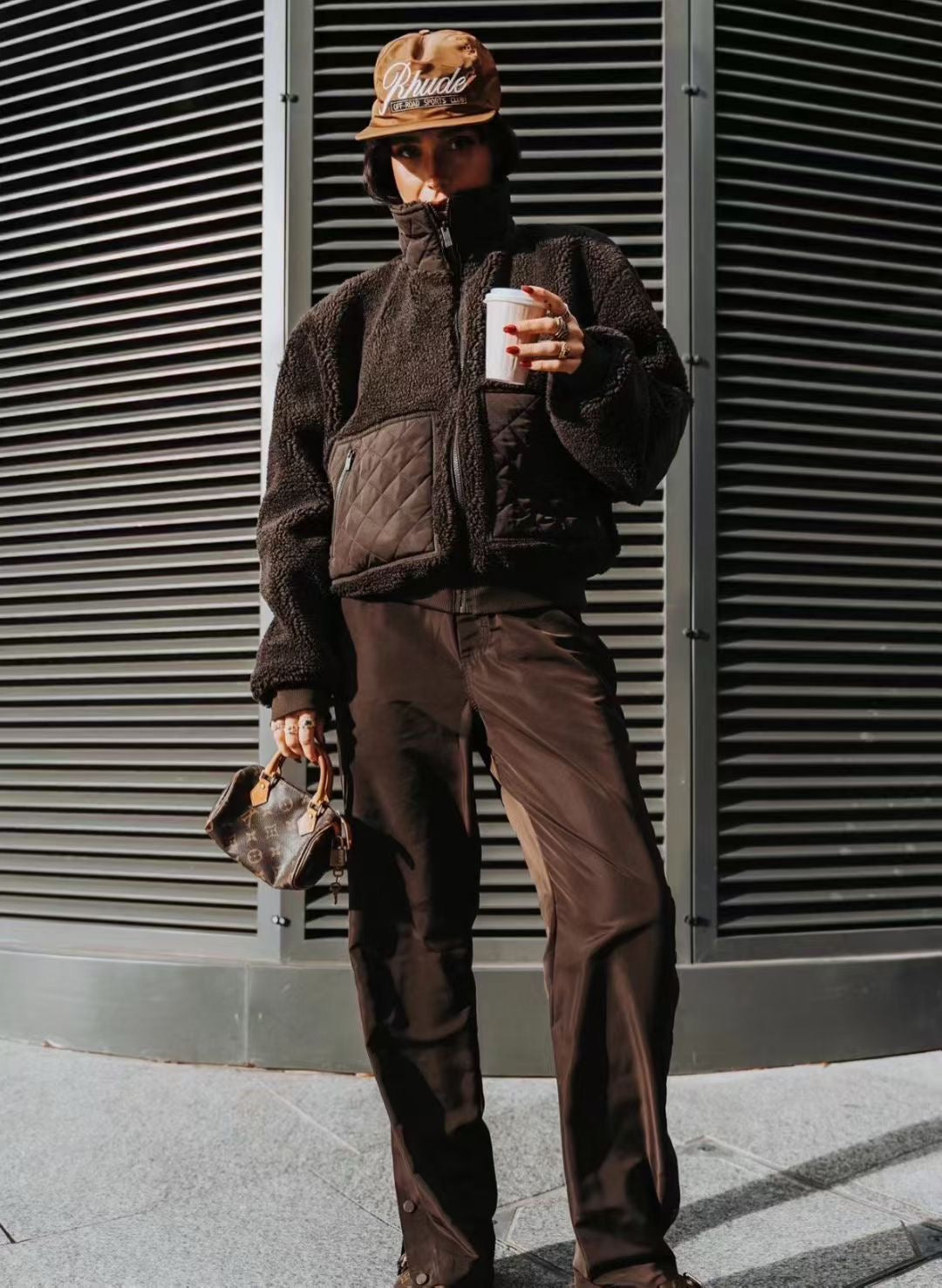 Alo羊羔搖粒絨外套