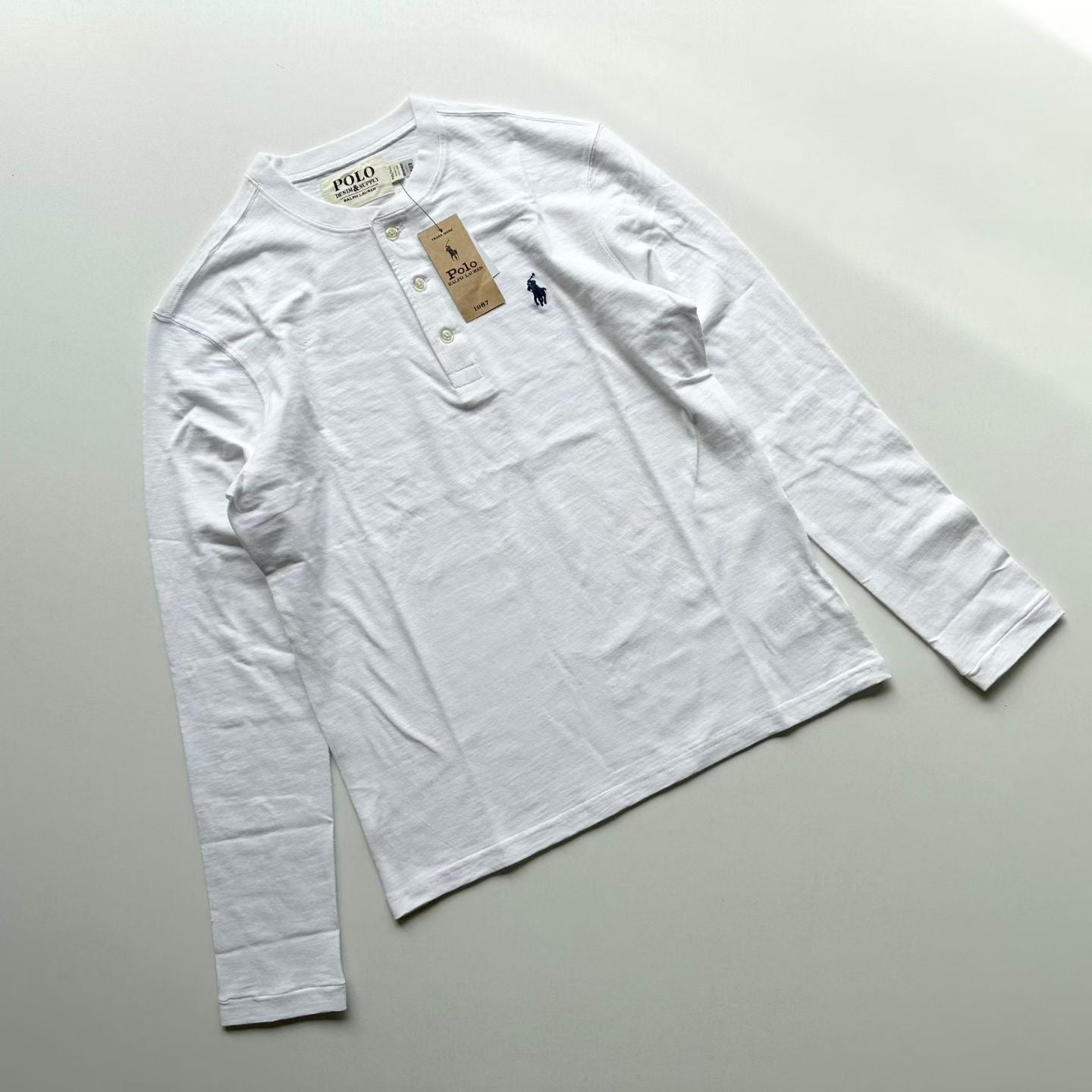 Polo圓領tee