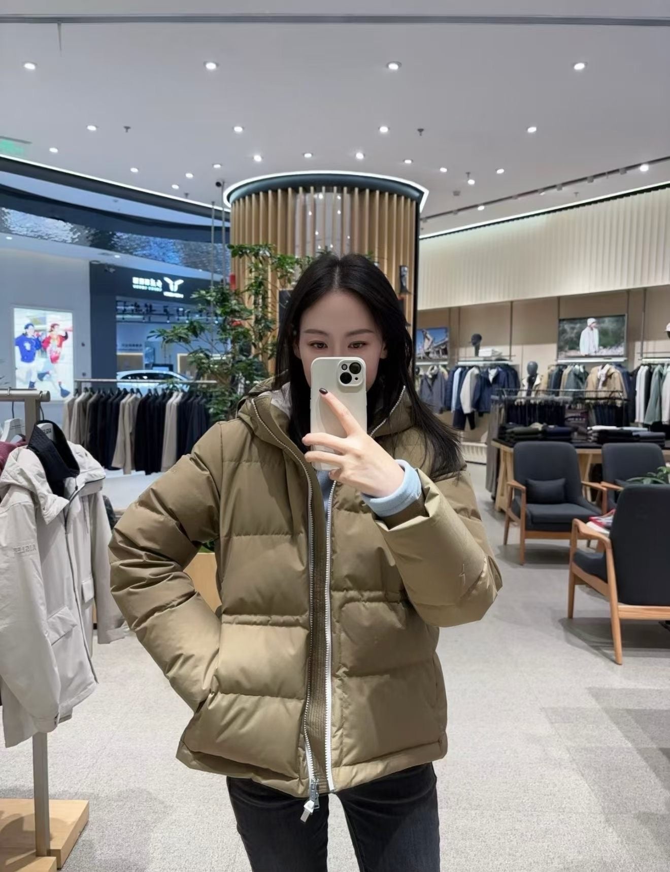 Aigle Gero Tex 羽絨