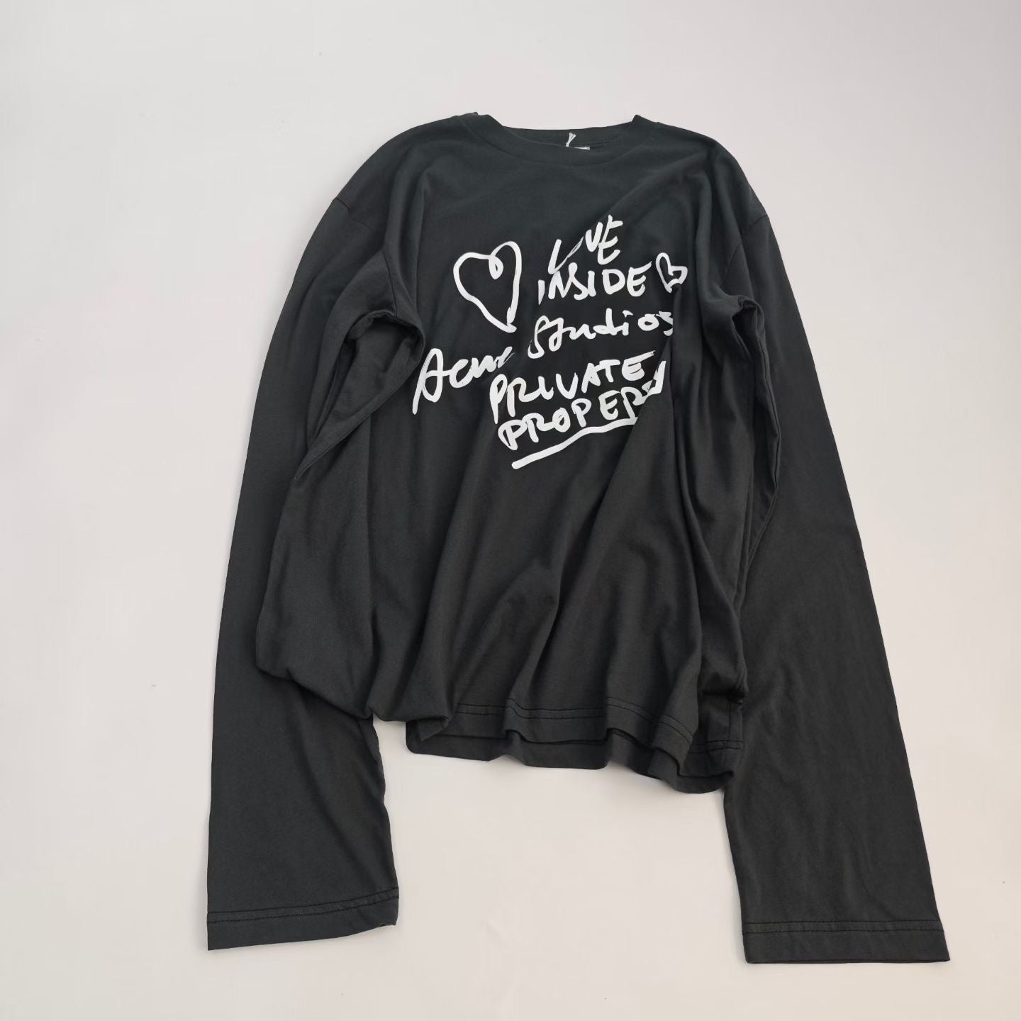 Acne studios 塗鴉tee