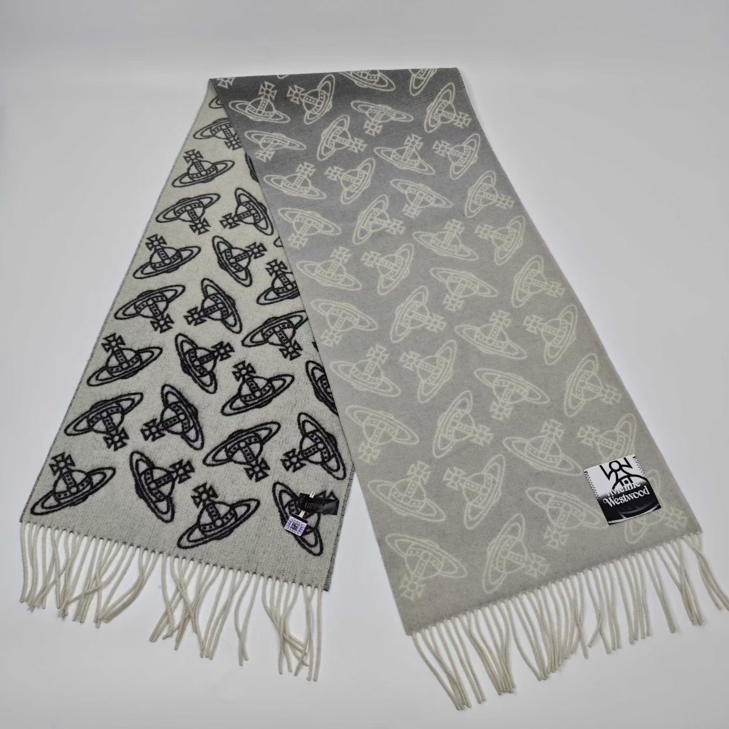 Vivienne Westwood提花雙面羊毛頸巾