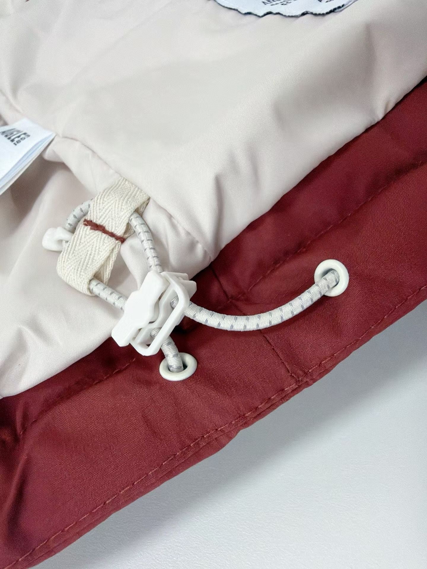 Aigle Gero Tex 羽絨