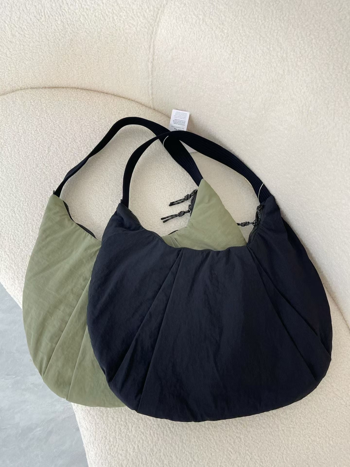 Lululemon 牛角袋