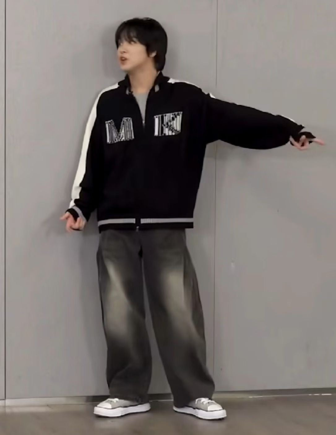 Matin Kim針織zip jacket