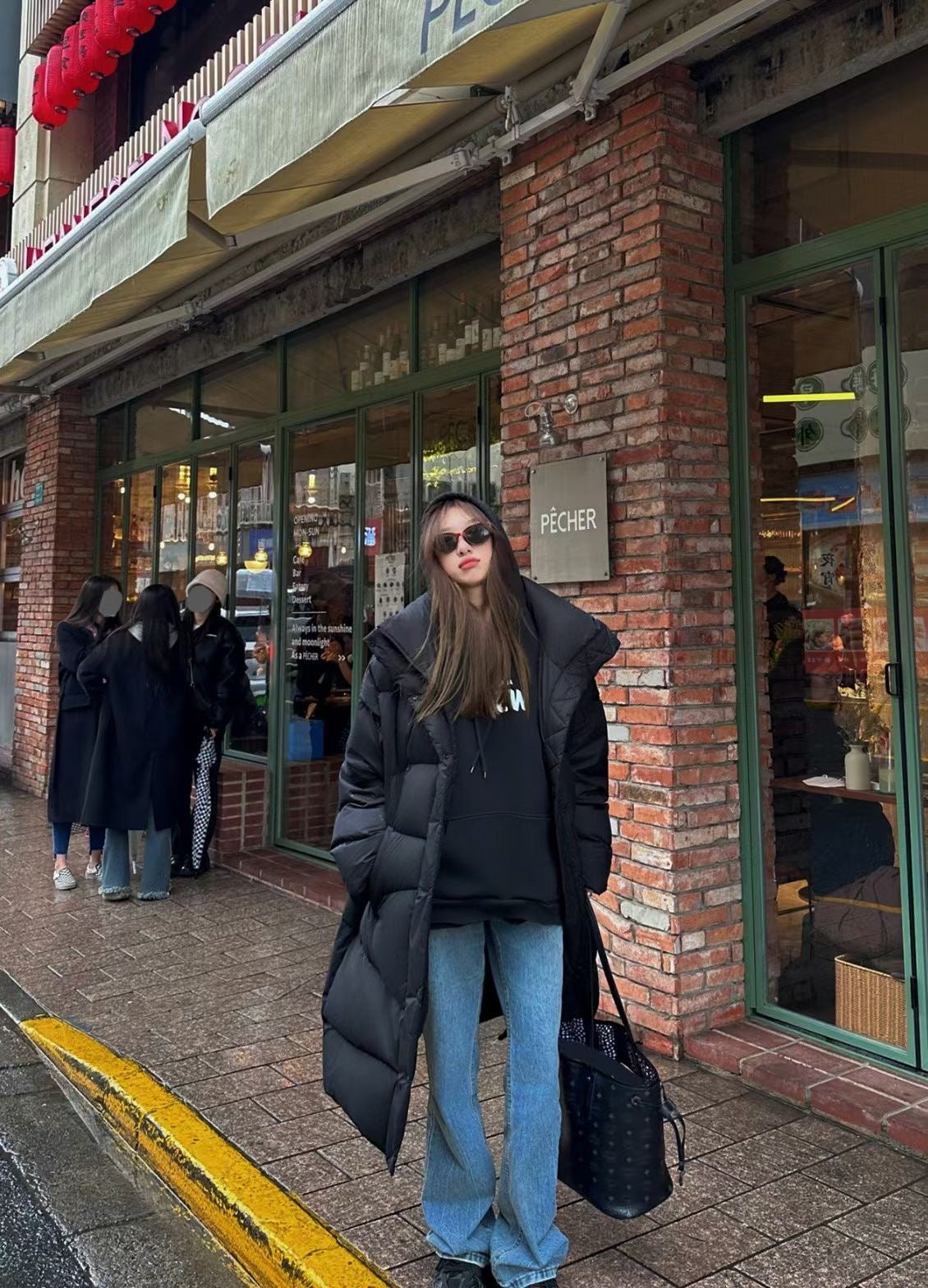 Lululemon 中長羽絨