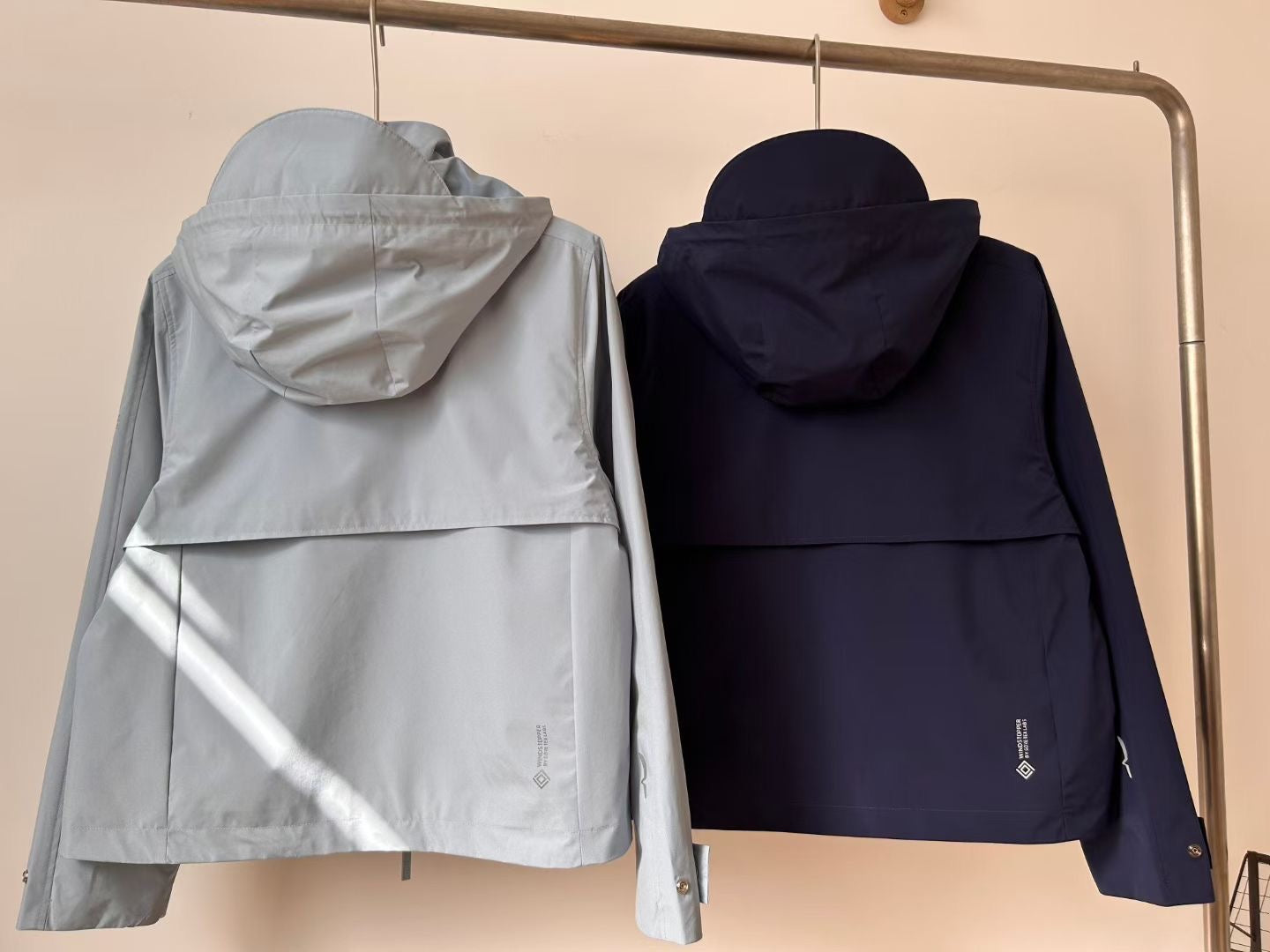 Aigle 防水外套