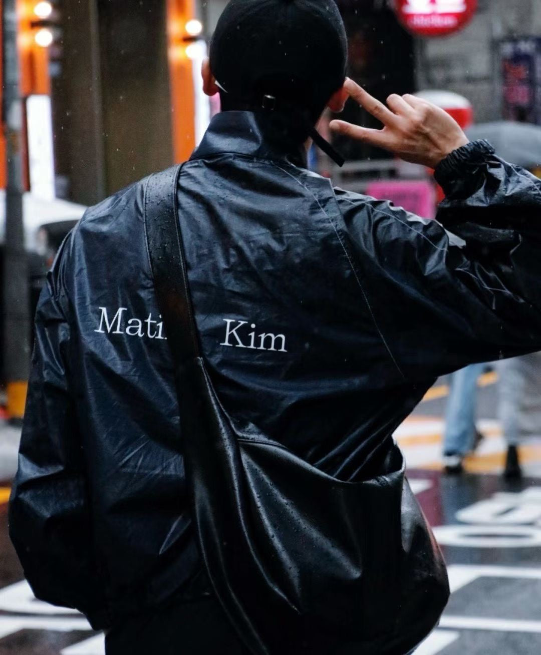 Matin kim 亮面jacket