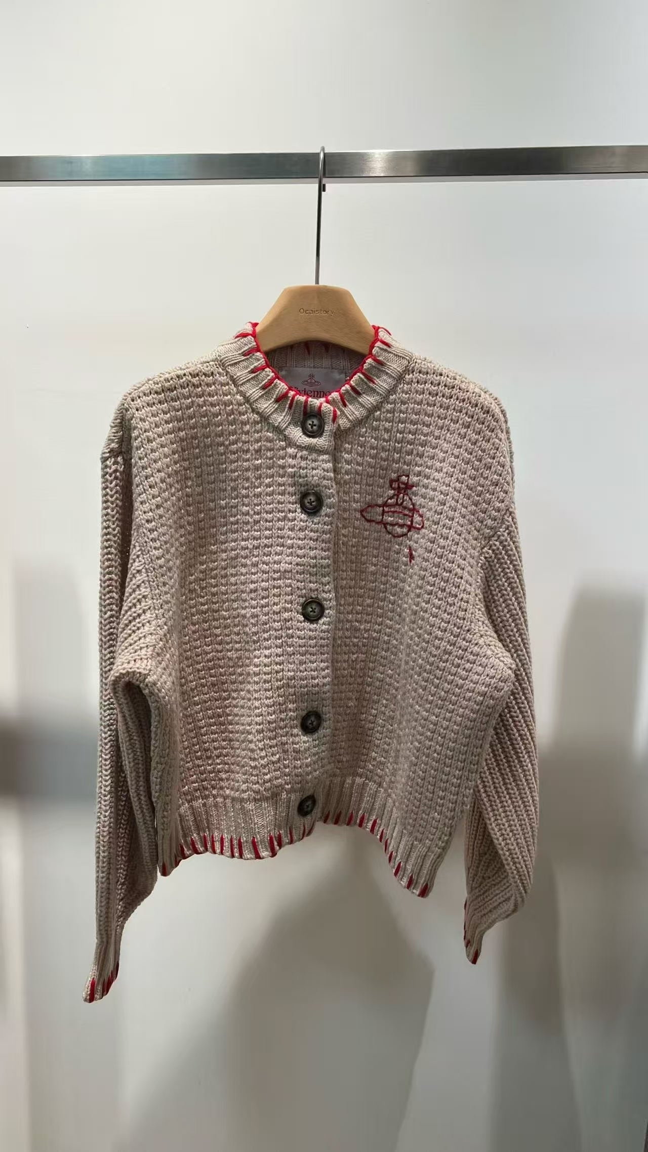 Vivienne Westwood sweater 連頸巾