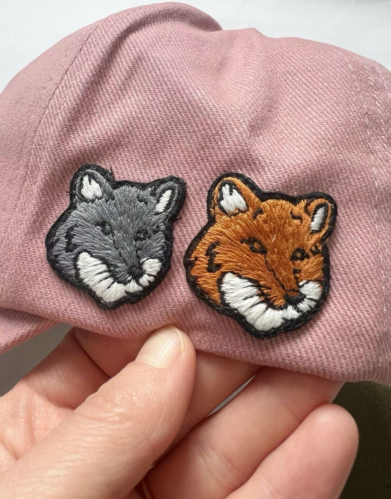 Maison Kitsune狐狸logo 帽